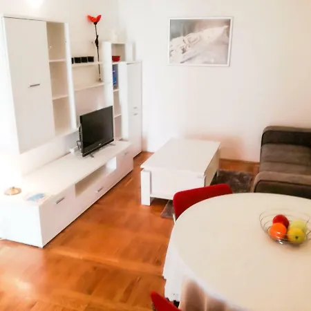 Gare Apartman