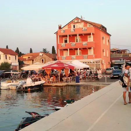 Apartman Gare